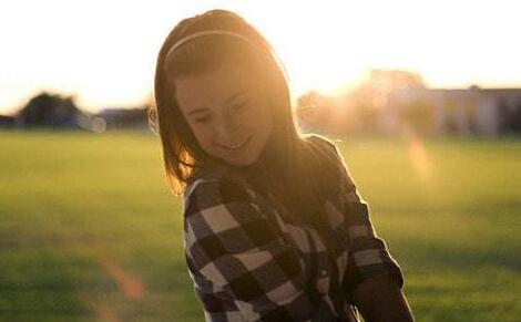 天秤女对你心动的信号,这些发现证明她对你动了心 天秤女对你心动的信号,这些发现证明她对你动了心第4张